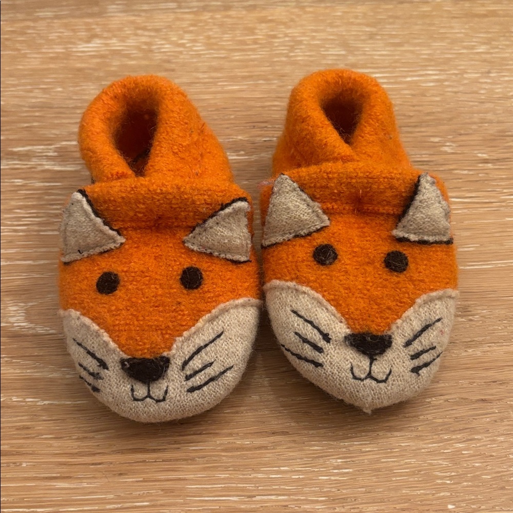 Garnet Hill Orange Fox Kids Shoes